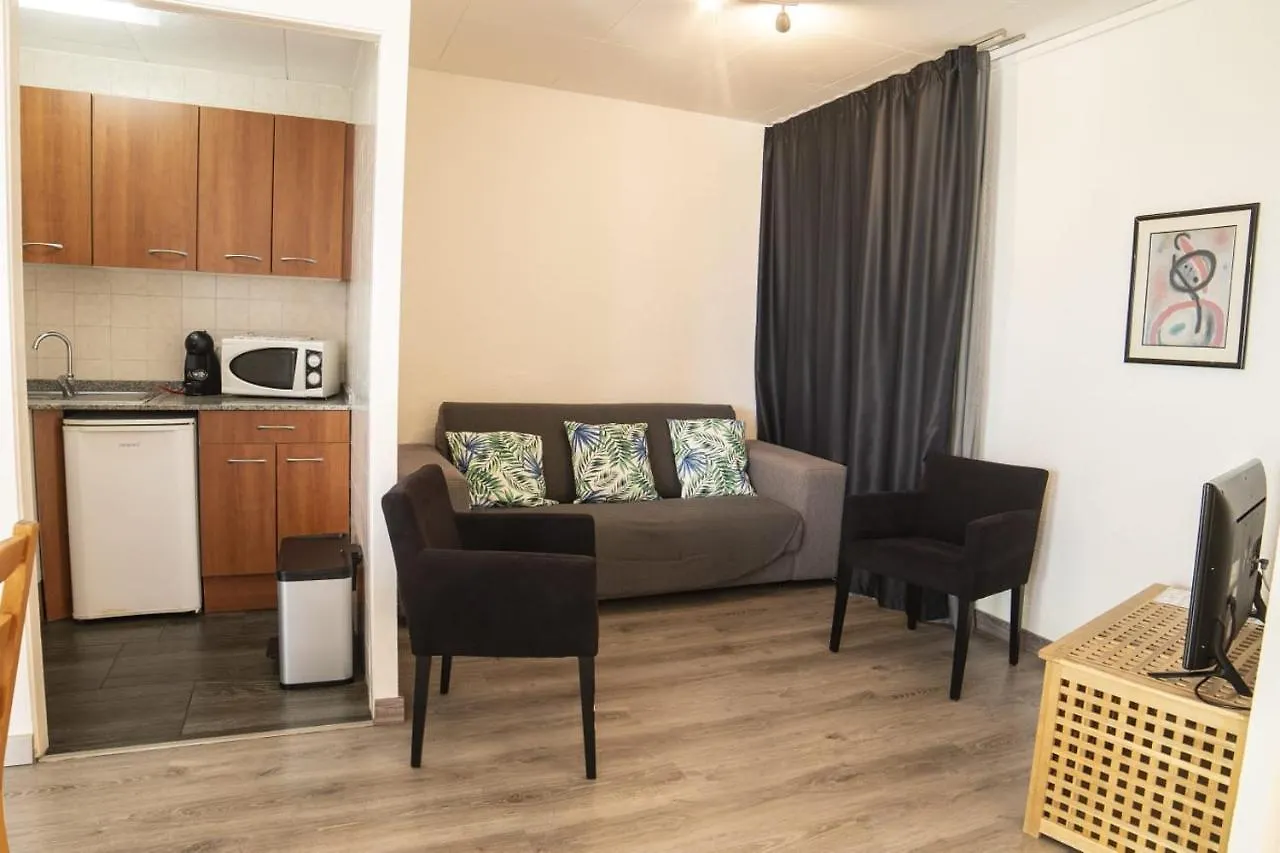 Apartaments Atzavara Calella Apartment