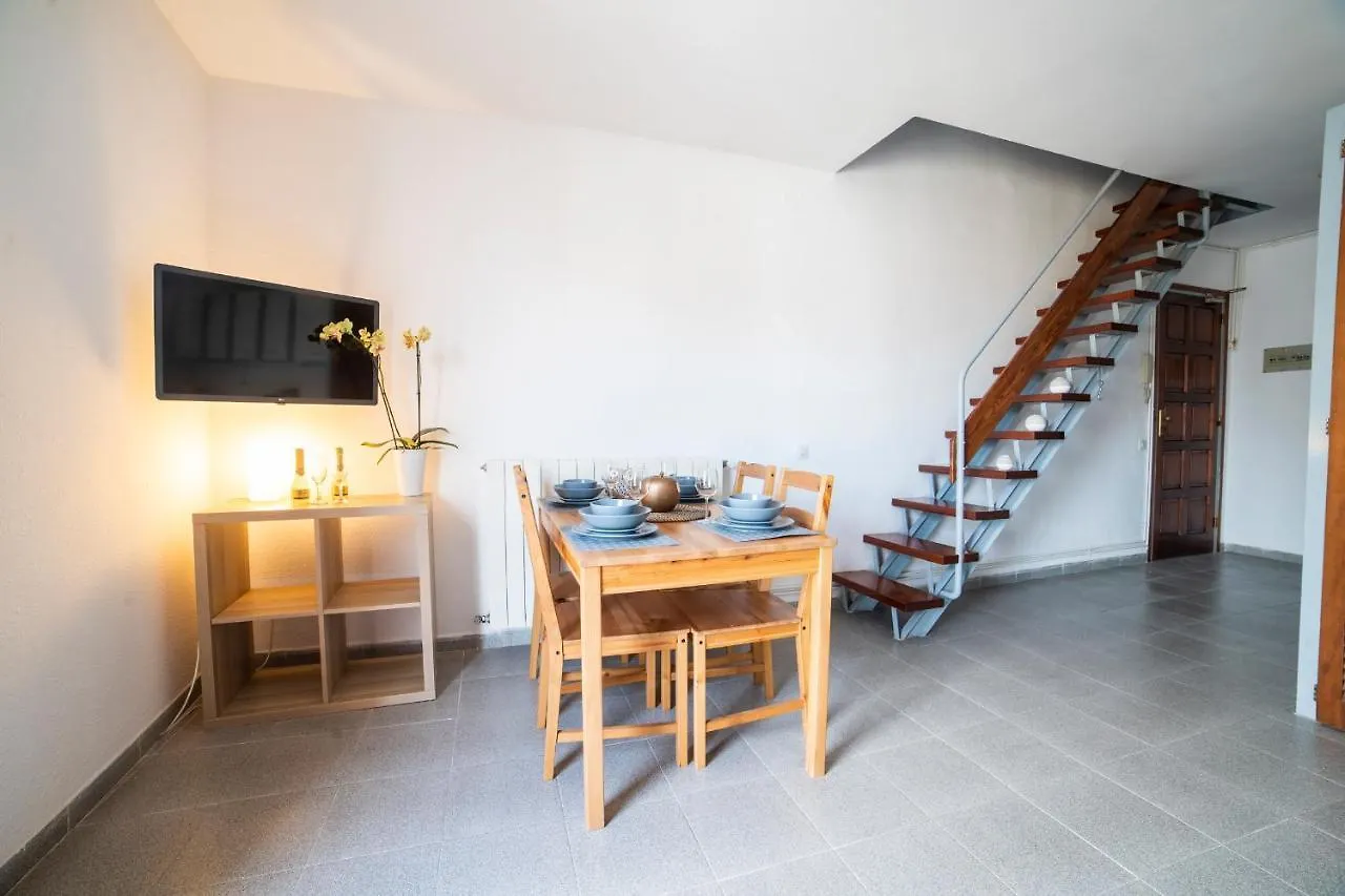 Apartaments Atzavara Calella 0*,  España