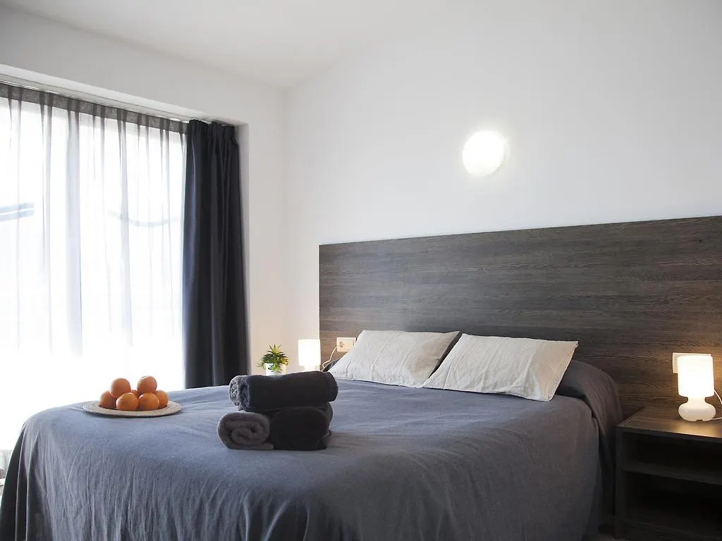 Apartaments Atzavara Calella
